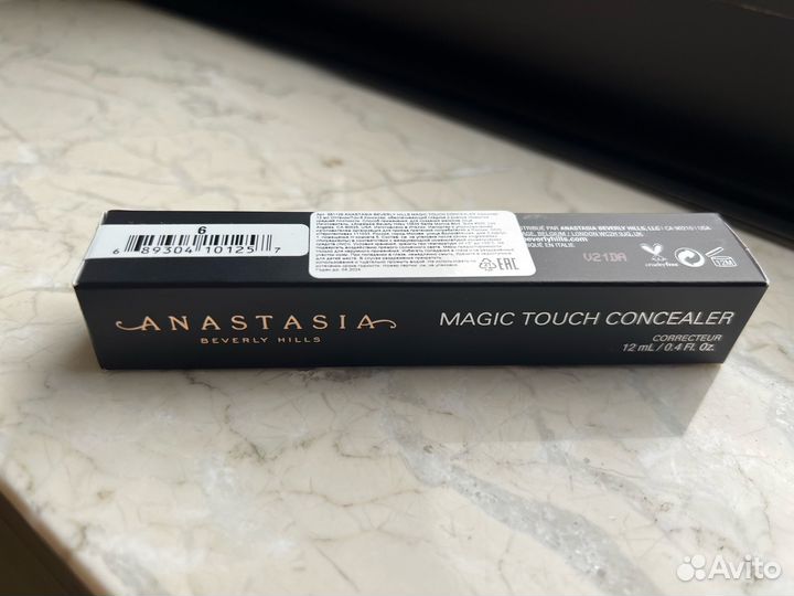 Новый.Anastasia Beverly Hills magic touch Консилер