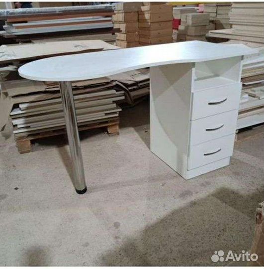 Маникюрный стол / комплект