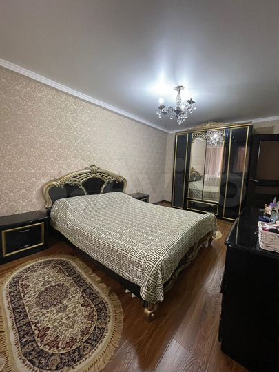 4-к. квартира, 92 м², 5/5 эт.