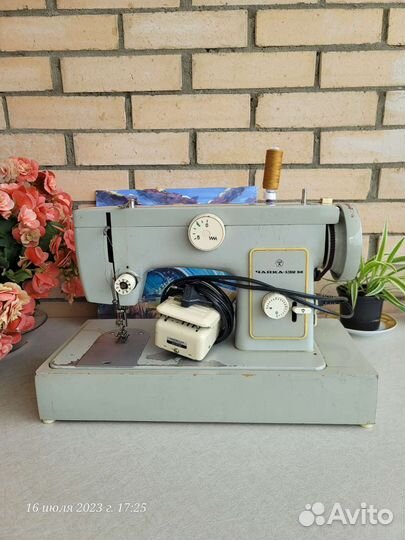 Швейная машина Чайка 132м
