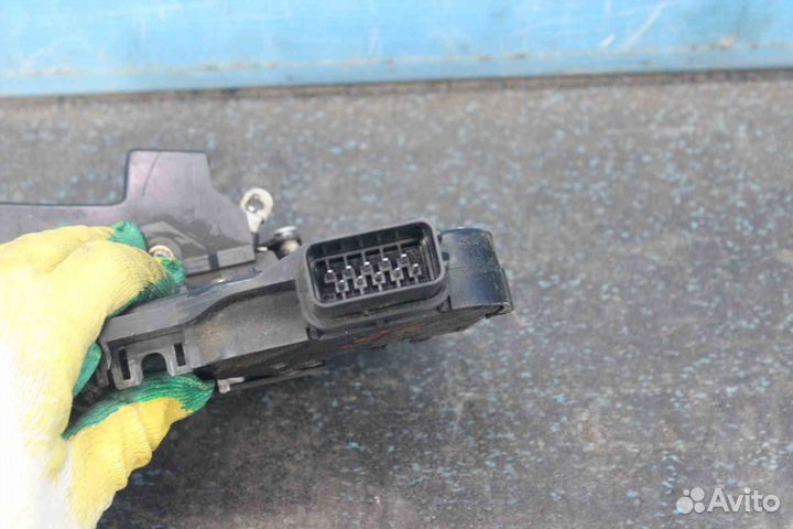 Замок двери Ford Focus II (Форд Фокус 2) CB4 48967