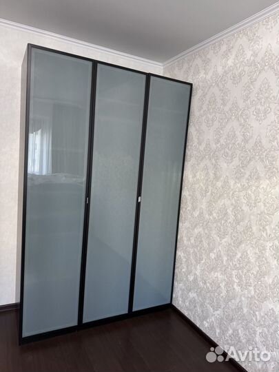 Шкаф платяной IKEA