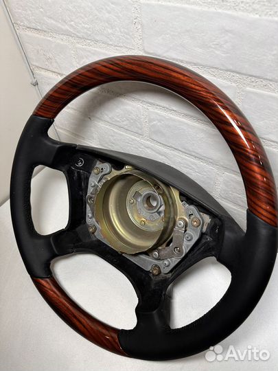 Руль класический w124 w140 дерево зебрана