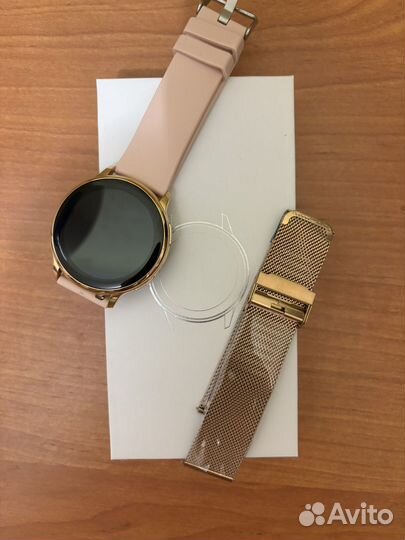 Часы SMART watch женские