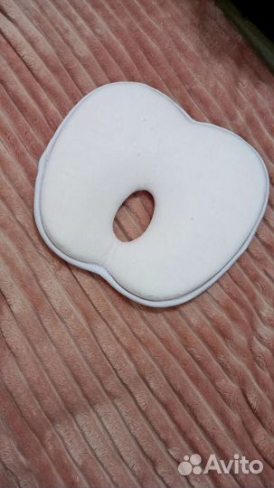 Подушка для новорожденных