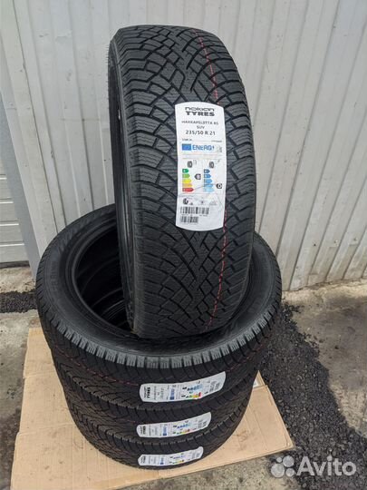 Nokian Tyres Hakkapeliitta R5 SUV 235/50 R21 104R