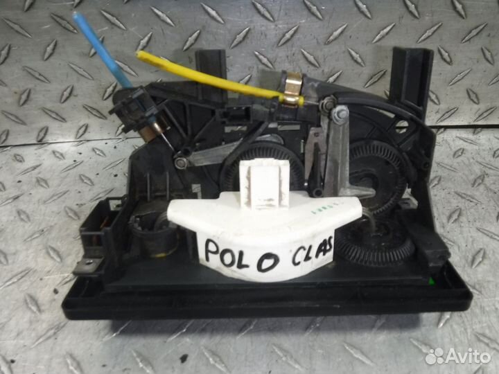 Блок управления отопителем VW Polo III