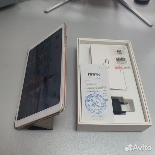 Планшет Xiaomi MiPad 4 (2018)