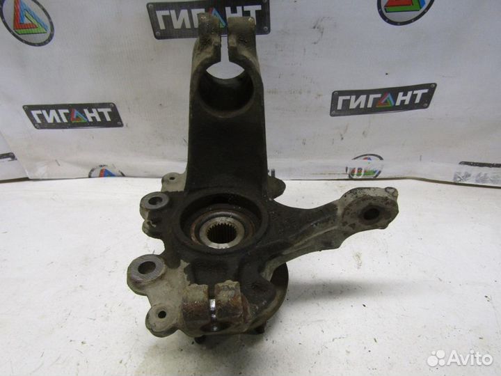 Кулак поворотный передний правый Focus III 2011