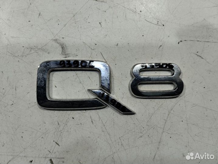 Шильдики задние (Audi Q8)