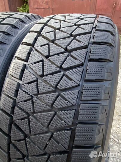 Bridgestone Blizzak DM-V2 255/50 R19