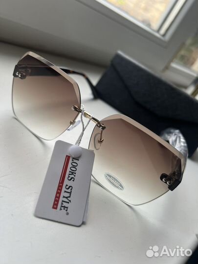 Солнцезащитные очки