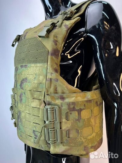 Бронежилет с защитой шеи, плеч и паха