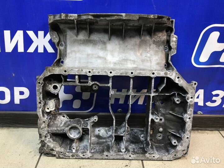 Поддон масляный двигателя Audi A6 C6 2.8 CHV