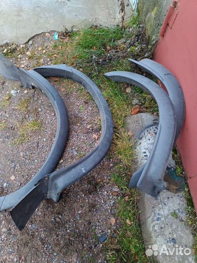 Накладки,молдинги на крылья Форд Ренджер 2006г