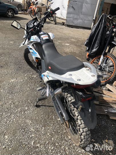 Продам мотоцикл Motolend XV250F