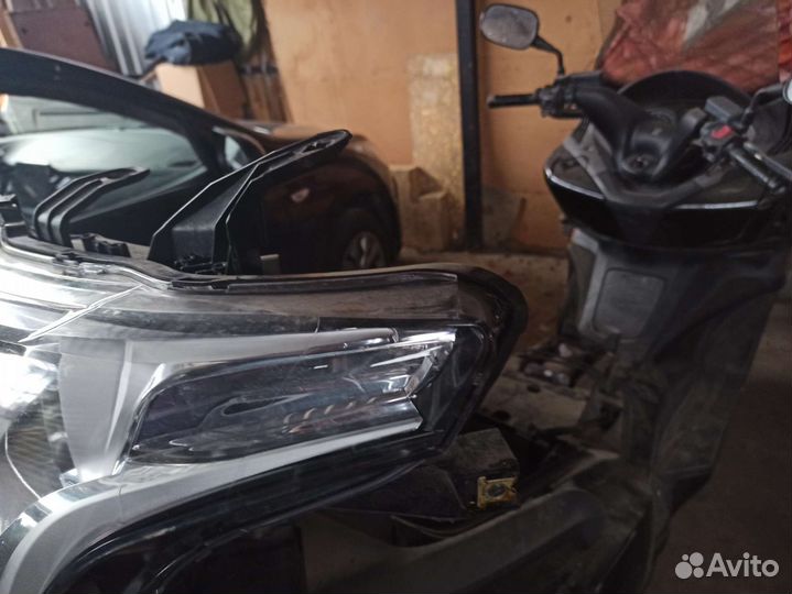 Продам фару Оутлендер13 г