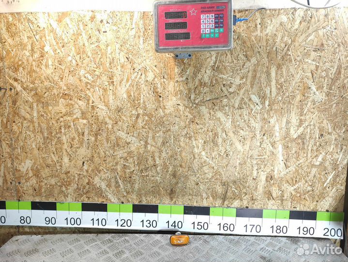 Повторитель в крыло правый Nissan Maxima a32