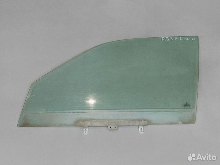 Стекло двери передней левой VW Passat B3