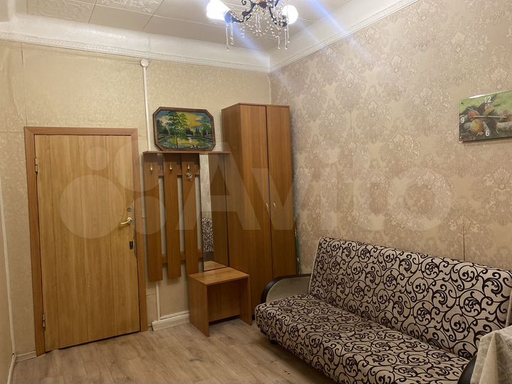 Комната 13,2 м² в 3-к., 1/3 эт.