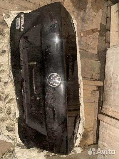 Продам крышку багажника