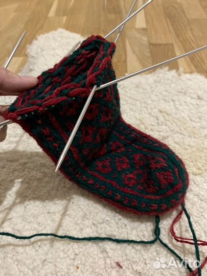 Детские вязаные носочки