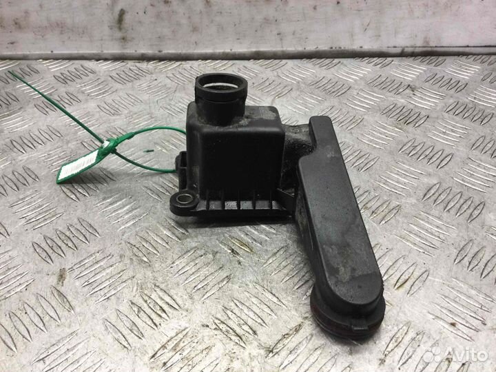 Маслоотделитель (сапун) Audi 80 048103772b Abk