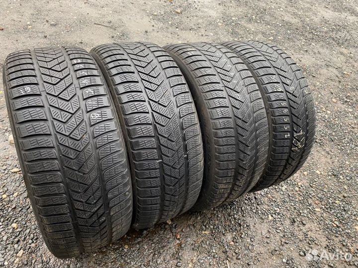 Pirelli Winter Sottozero 3 255/45 R19