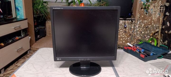 Монитор lg flatron l1742s-bf