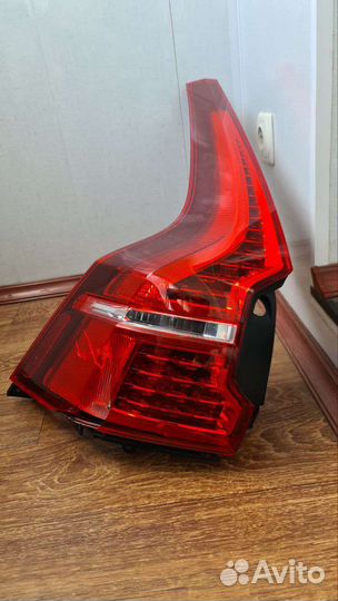 Фара левая volvo xc60