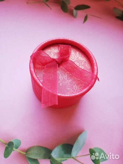 Коробка подарочная