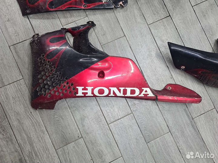 Пластик honda cbr900rr