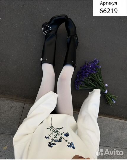 Свитер с цветами