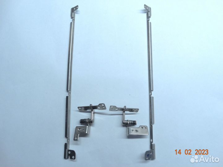 Петли Samsung RV515 / RV520 / RV518 / RV513