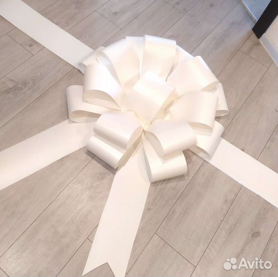 Большой бант на авто