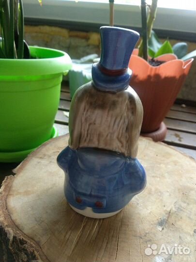 Статуэтки фарфоровые собаки