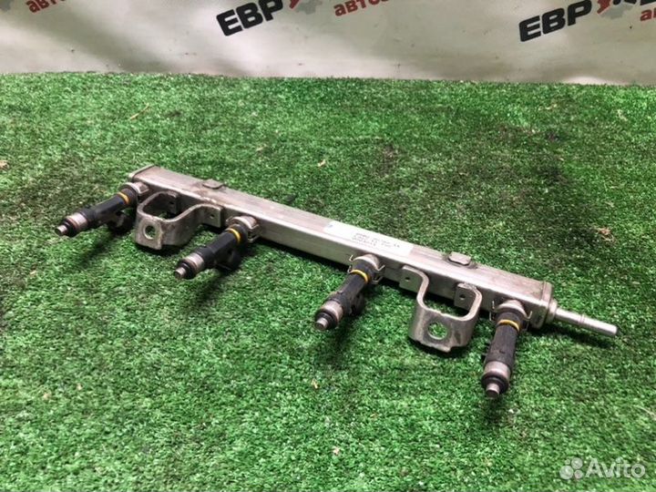 Топливная рейка Mazda 6 седан 2.0 LF 2007