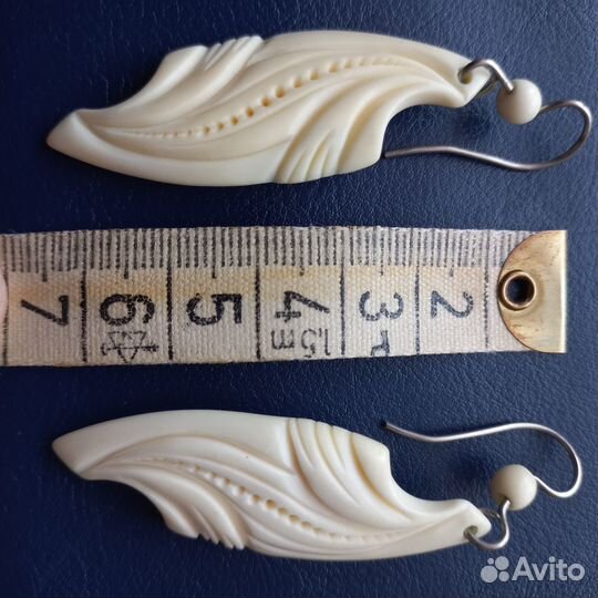 Серьги кость