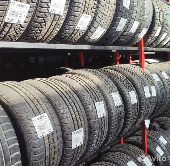 Bridgestone Blizzak LM-80 Evo 235/60 R18 103P