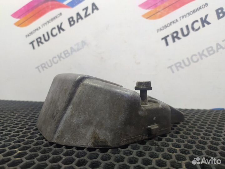 51034016008 Крышка головки блока цилиндров