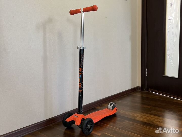 Самокат maxi micro
