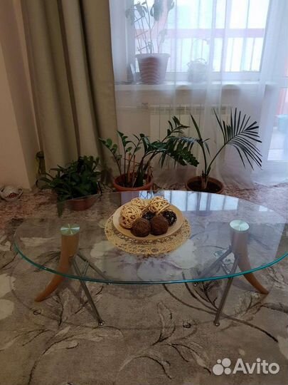 Стол журнальный стеклянный