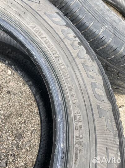 Dunlop Grandtrek ST30 225/65 R17 102H