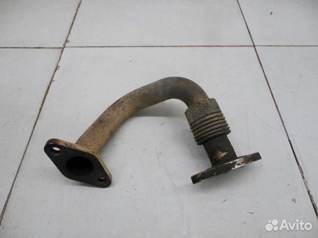 Трубка картерных газов Passat B6 2005-2010