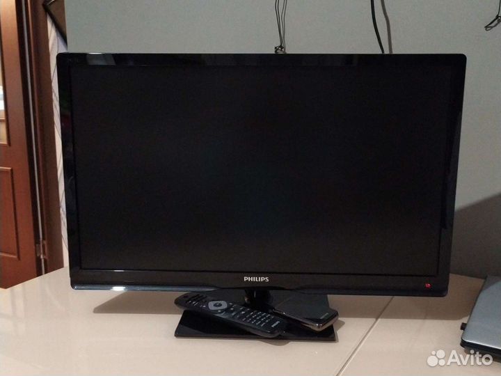 Монитор Philips 241TE5LB с функцией телевизора