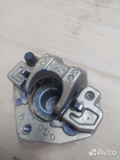 Суппорт Yamaha Axis 50-90 (YA50-90)