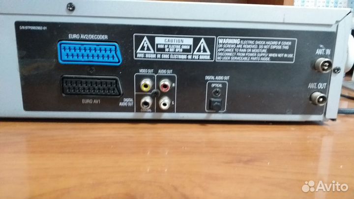 Видеомагнитофон+ DVD проигрыватель