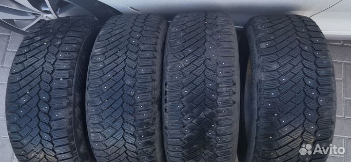 Gislaved Nord Frost 200 225/50 R17 98T
