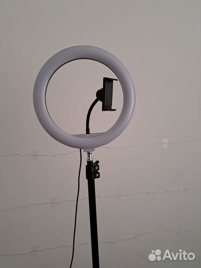 Кольцевая лампа