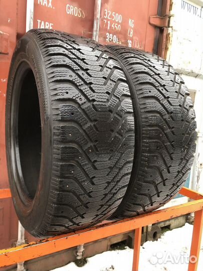 Goodyear UltraGrip 500 255/55 R18